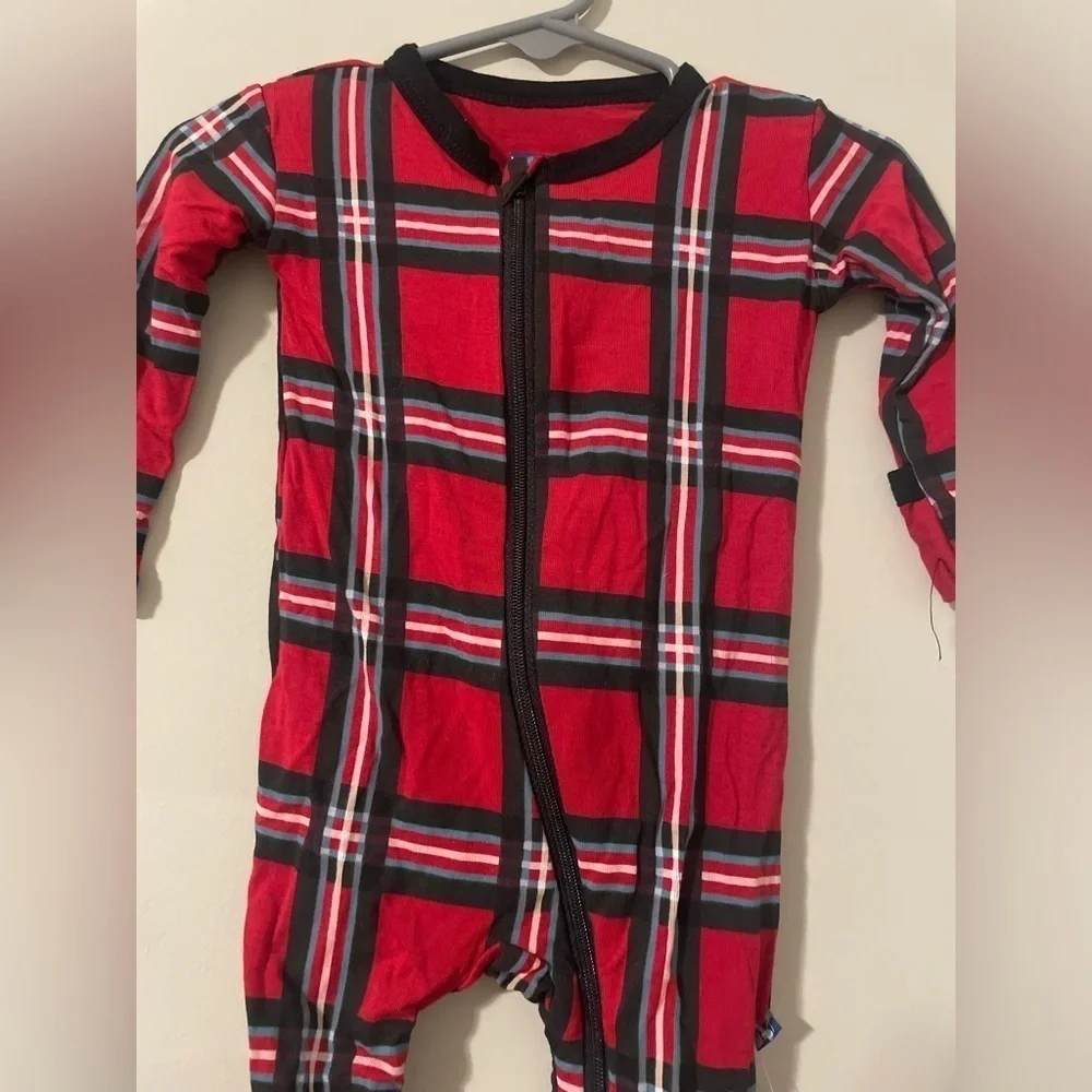 Kickee Pants - Holiday Onesie w/Footies - Size:3-6 Mos